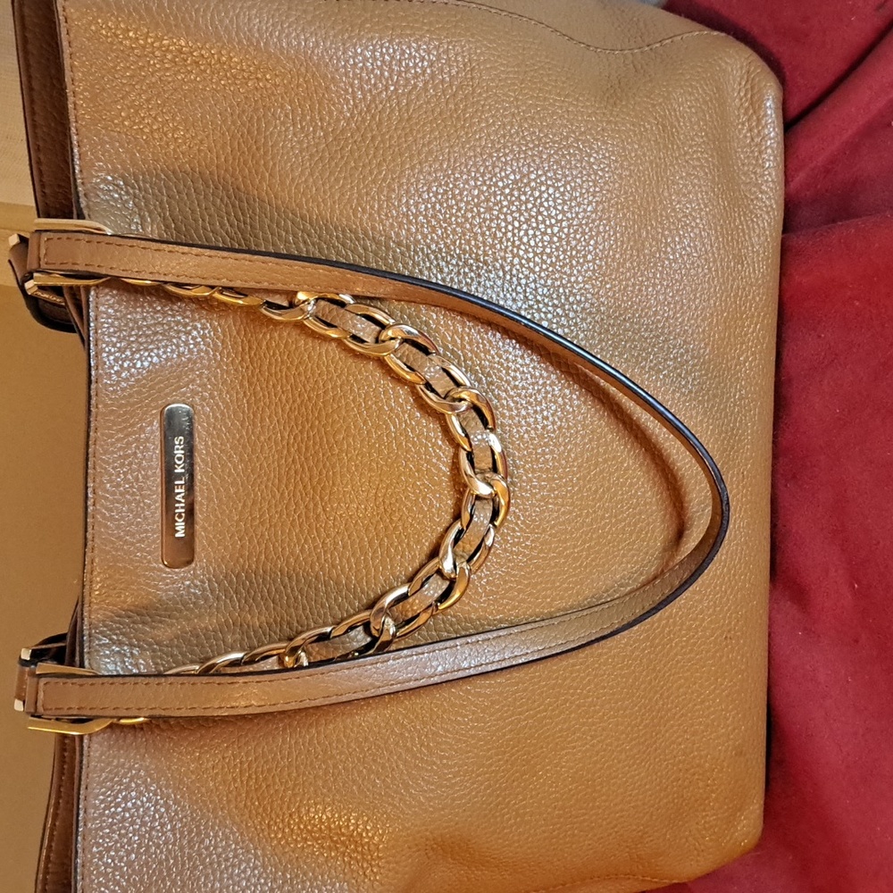 Michael Kors Tan Soft Pebble Leather with Beautiful Gold Hardware